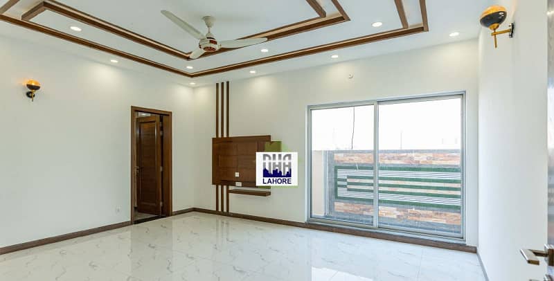 1 Kanal House for Rent in DHA Lahore Phase 7 Facing park 20