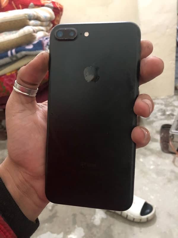 iPhone 7plus black colour 128gb pta proved condition for 10/8 2