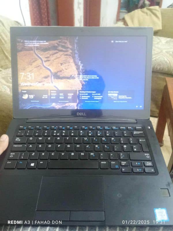 dell latitude 7290 i5 -7th generation ram 8 gb 256 gb SSD with charger 5