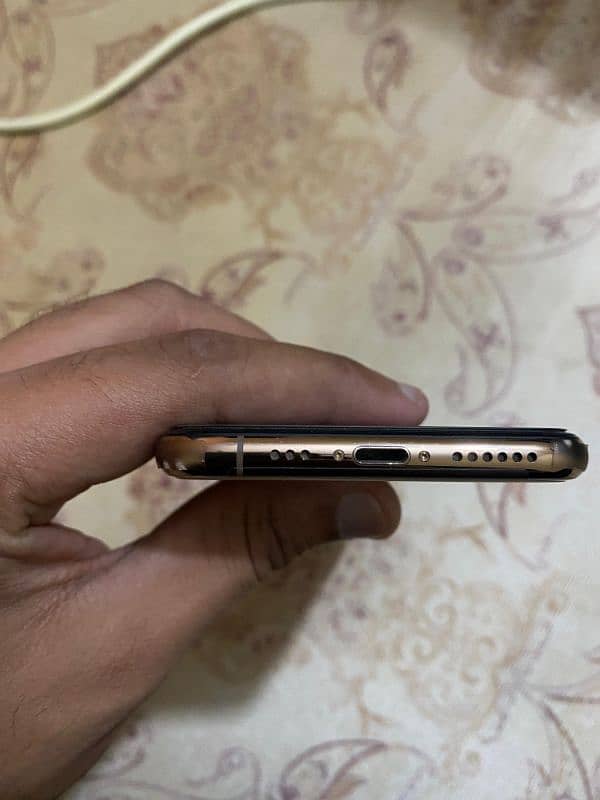 Iphone XS PTA APPROVED 4