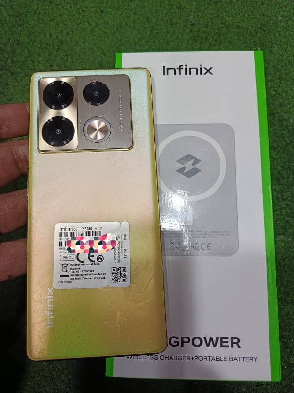 infinix note40pro powebank sath hae 0