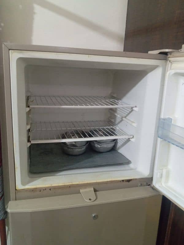 Haier Fridge 4