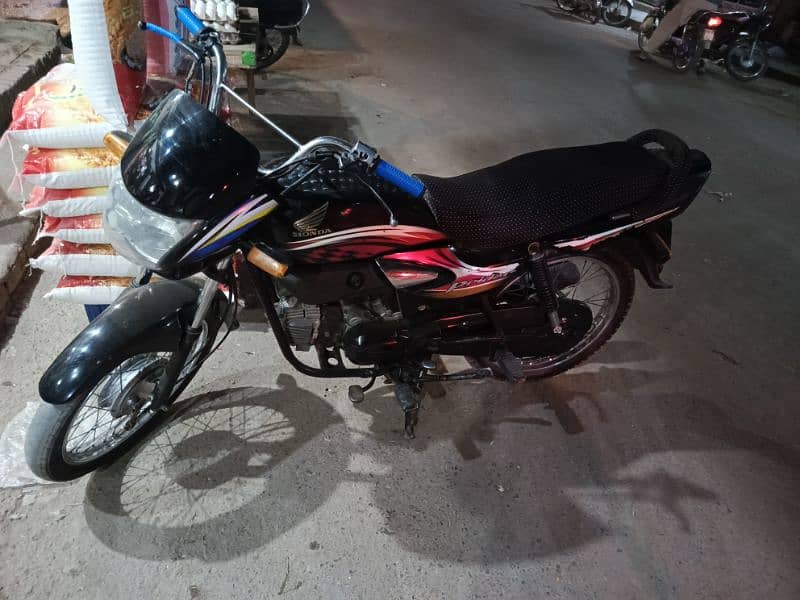 Honda pridor 100cc 1