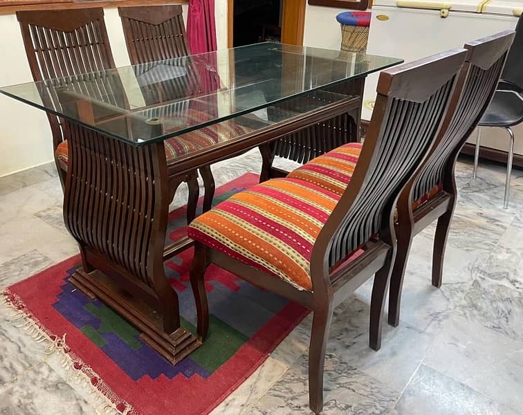 4 Seater Dining Set 2