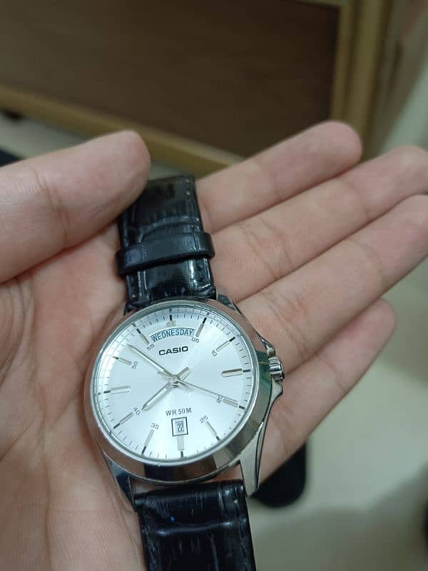 CASIO MTP 1370 /WHITE DIAL 3