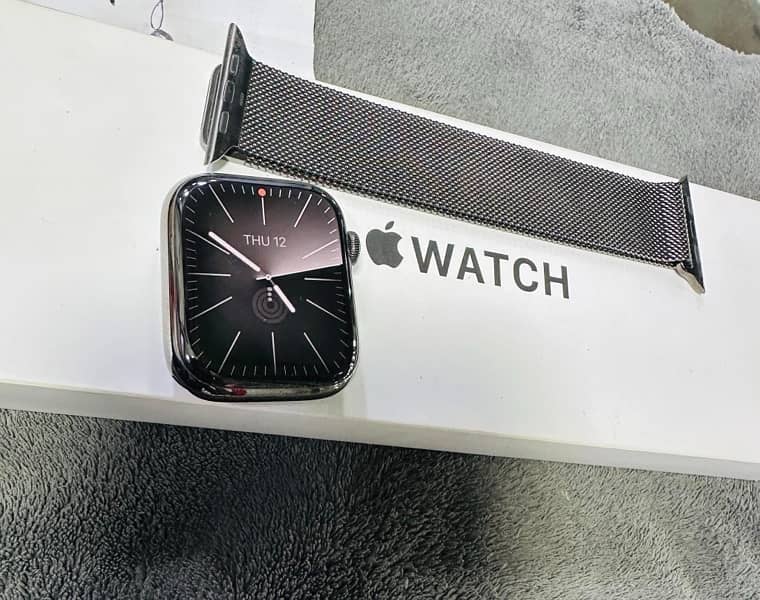 Apple Watch Series 7 Stainless Steel 45mm 0