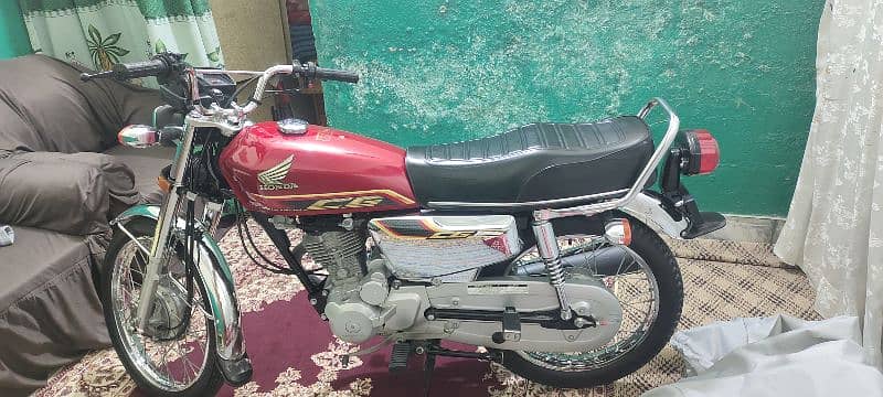 Honda 125 , self start 0