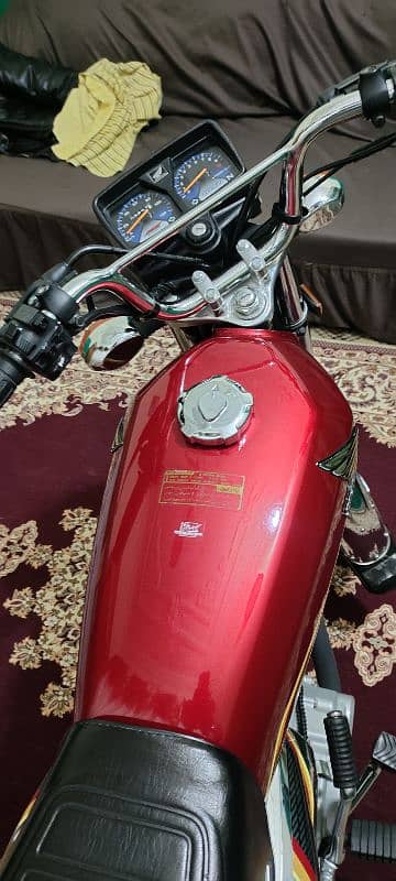 Honda 125 , self start 3