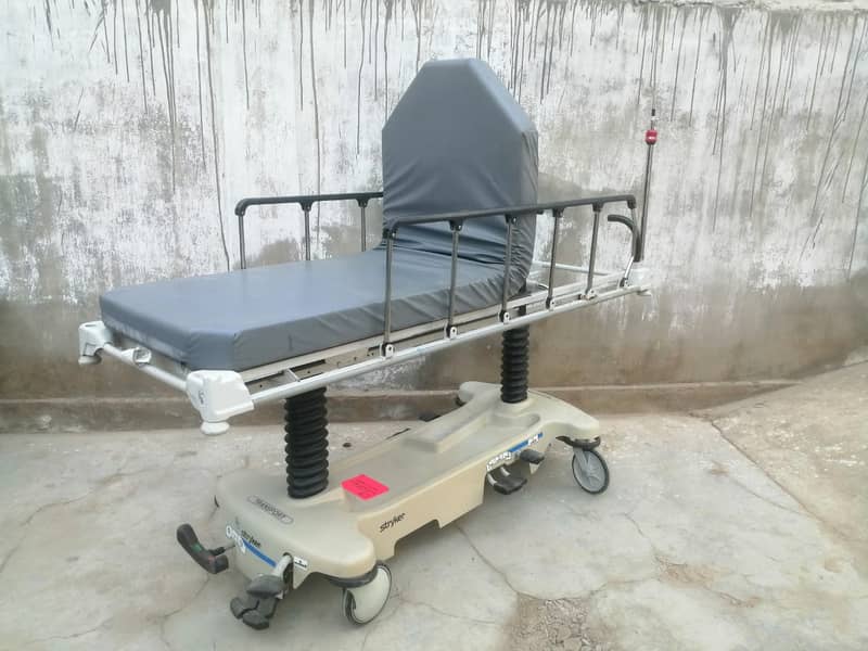 Imported patient stretchers trollys MRI /Cram competible best quality 6