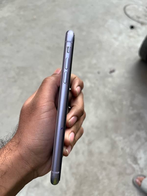 iphone 11 nonpta (factory unlock) 64 gb 6