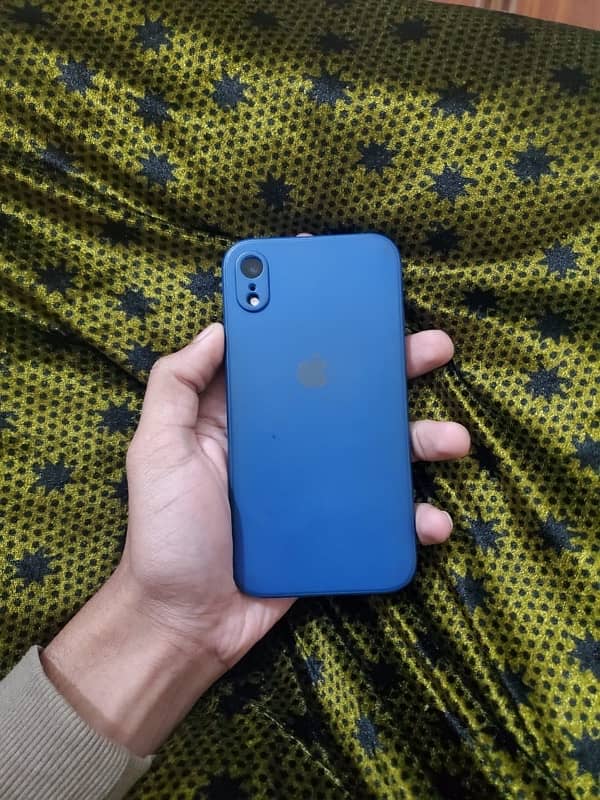 iPhone Xr 3