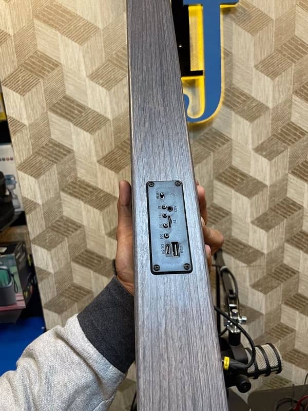 Pajiemi Wireless Rechargeable Soundbar 42” Inch 300watt With Modes 4