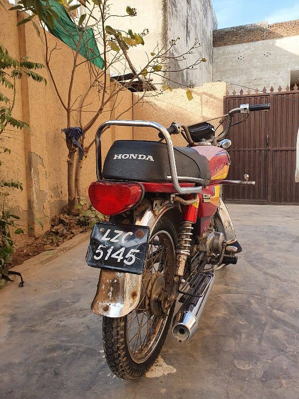 Honda CD 70 3