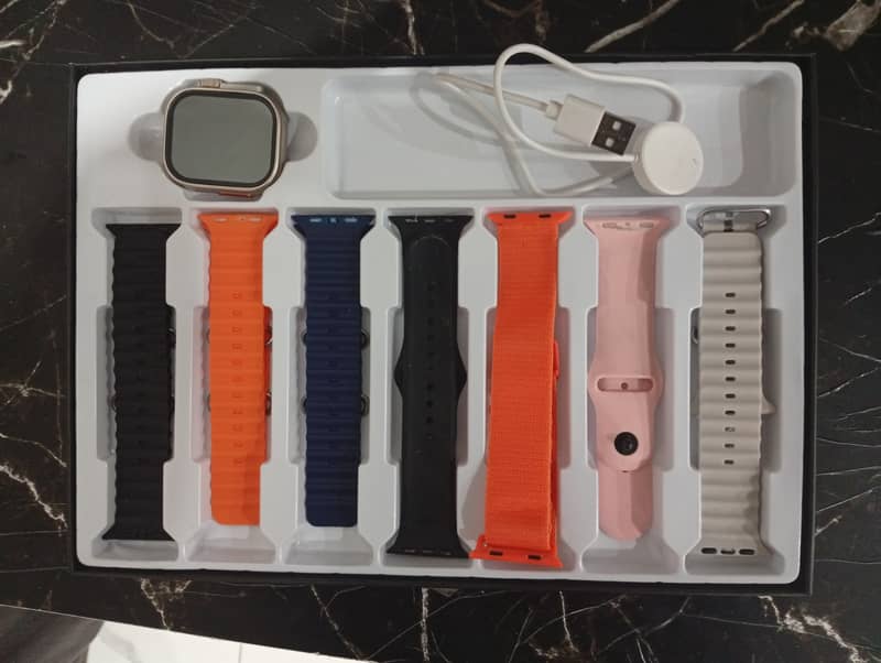 M400 ULTRA SMART WATCH WITH SEVEN STRIPS 5