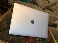 MacBook Pro i7 15inch 2017 16/1Tb (Touch Bar) (Retina display)