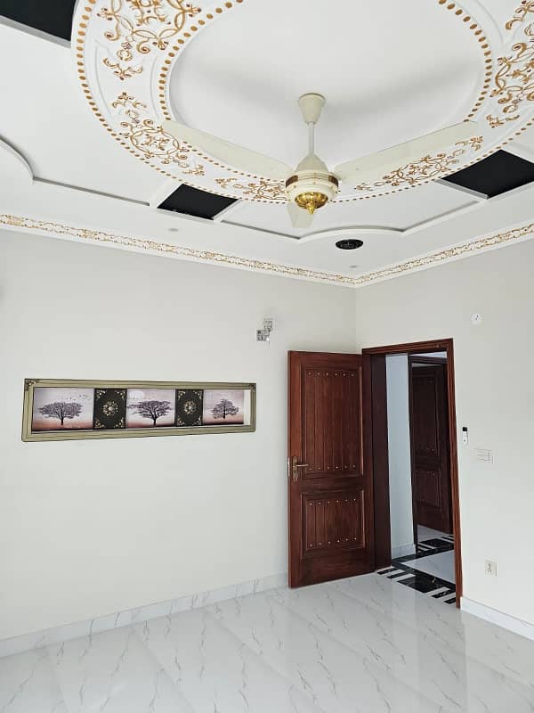 1 Kanal Brand New Upper Portion Available For Rent In Panjab Govt Phase 2 College Road Lahore 5