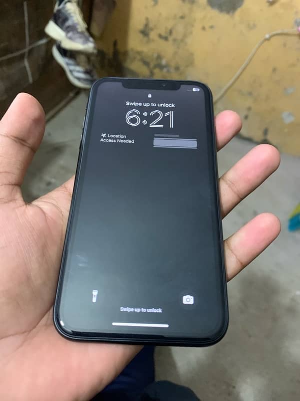 Iphone XR Non pta JV 128 gb 91% battery health 10/10 condition 0