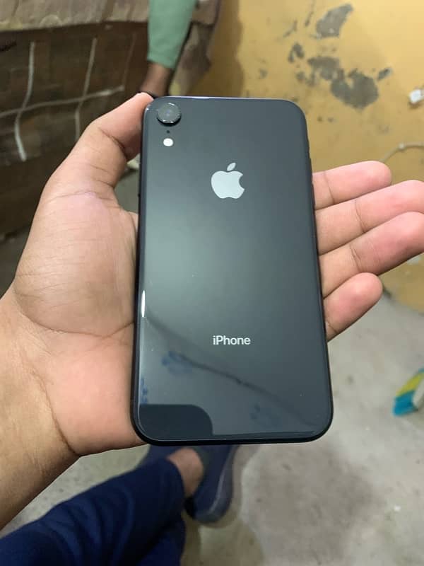 Iphone XR Non pta JV 128 gb 91% battery health 10/10 condition 2