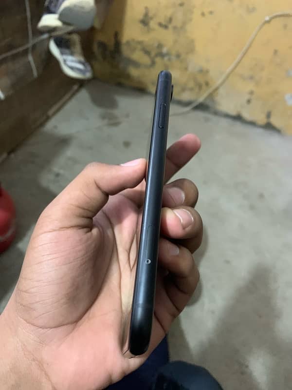 Iphone XR Non pta JV 128 gb 91% battery health 10/10 condition 3