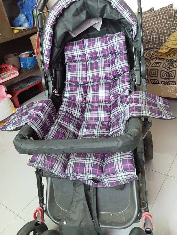 Baby stroller in excellent condition 1