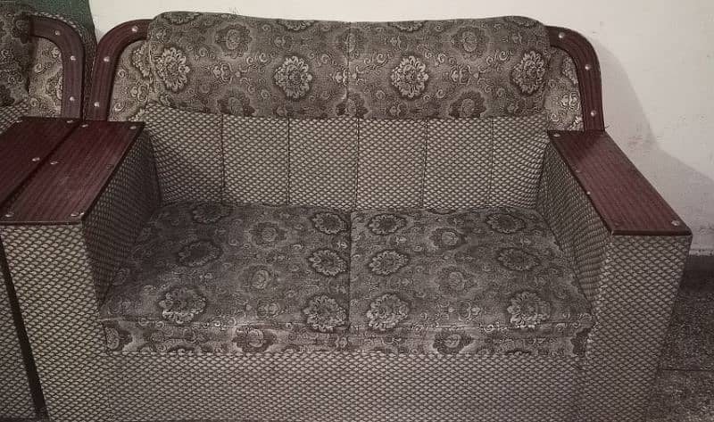 Best Quality Sofa Set 1