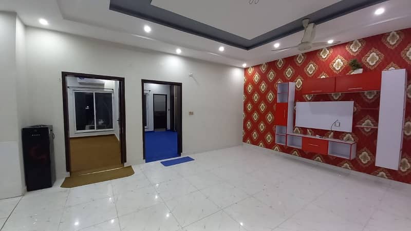 7.5 Marla Brand New First Entry Upper Portion Available For Rent In Johar Town 0