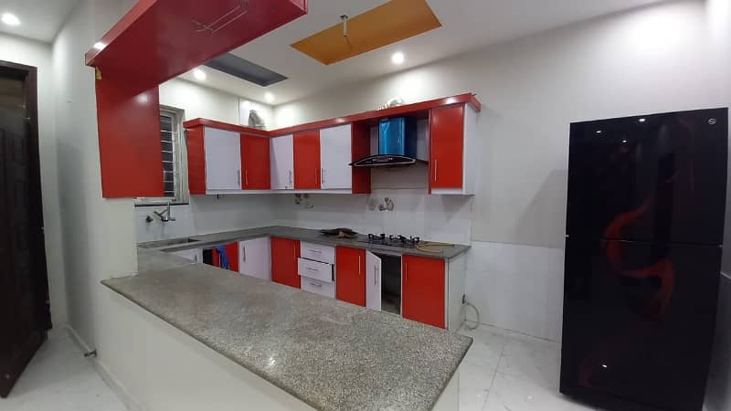 7.5 Marla Brand New First Entry Upper Portion Available For Rent In Johar Town 3