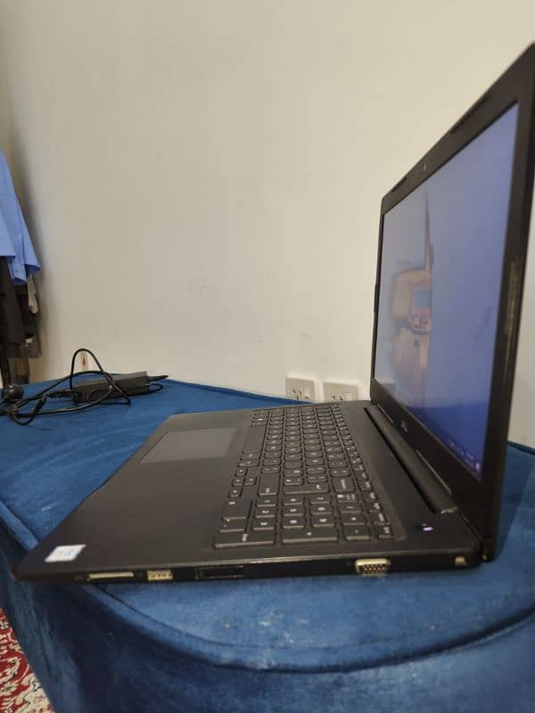 Dell Latitude 3590 core i5 7th gen 5