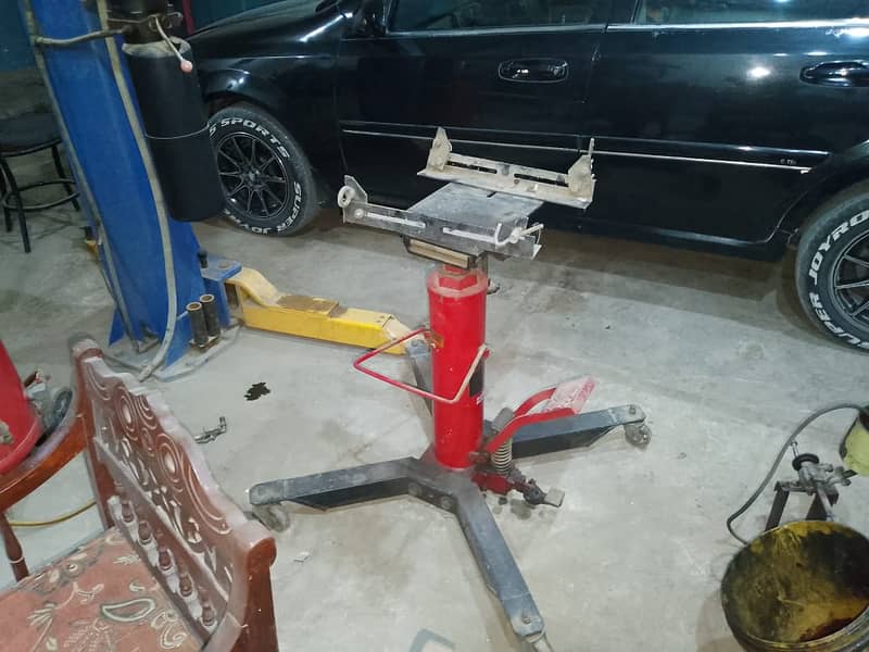 Car Lift + Engine Crane + Oil Changer + Engine Jack + Welding Plant 5