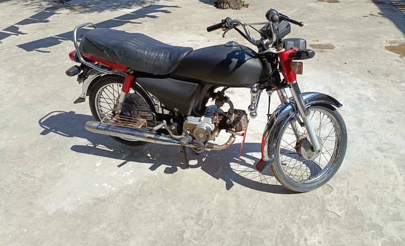 Honda CD70 Mtr cycle 2018 model new condition urgent sale  03465415008 1