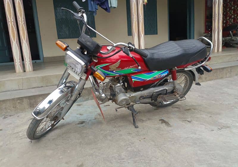 Honda CD70 Mtr cycle 2018 model new condition urgent sale  03465415008 2