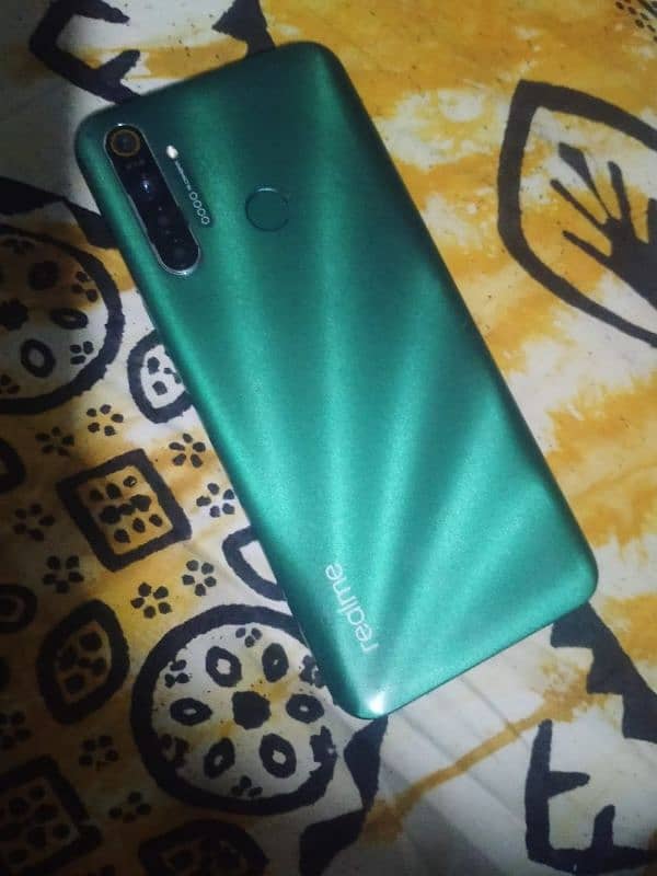 Realme 5i 0