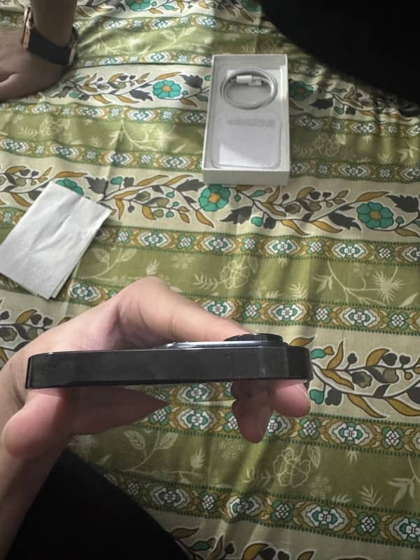 iPhone 14 Pro / 512GB / Non Active / Complete Box 3