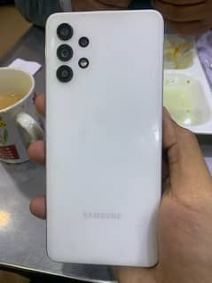 SAMSUNG A32