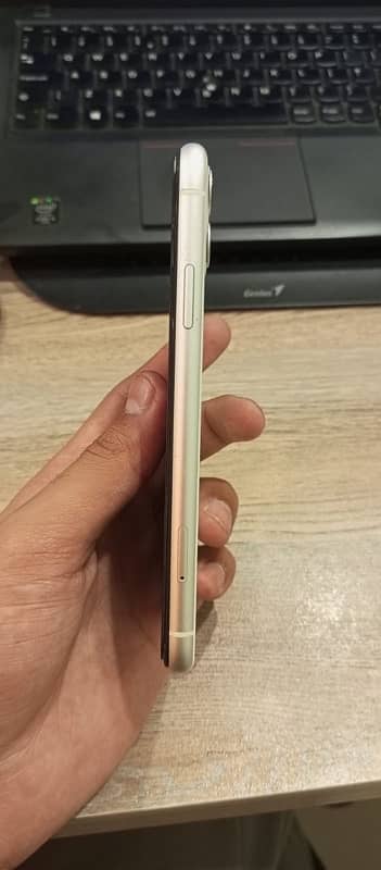 iphone 11 Non PTA 128GB 2