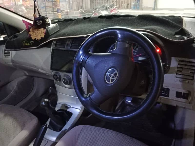 Toyota Corolla XLI 2013 6