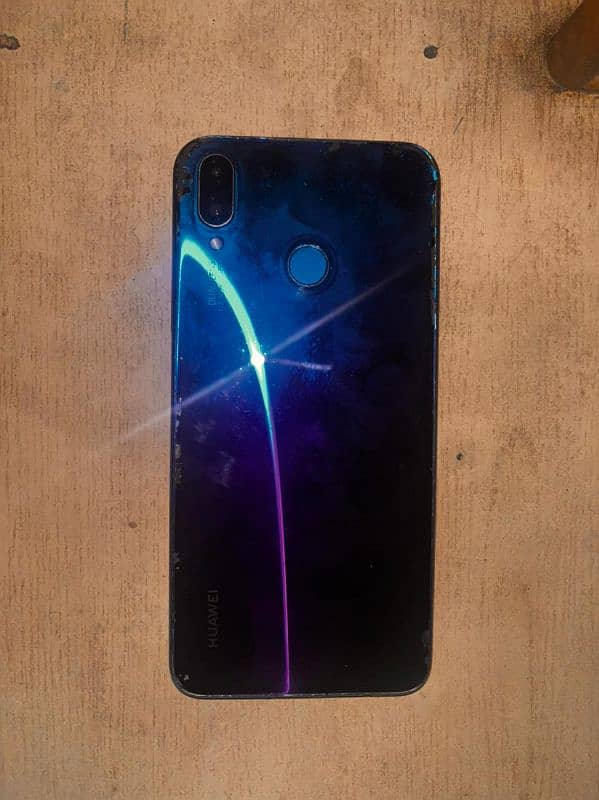 Huawei Nova 3i 0