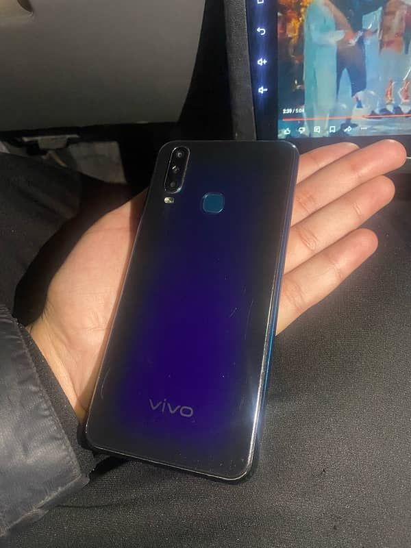 vivo y17 8gb/256 2