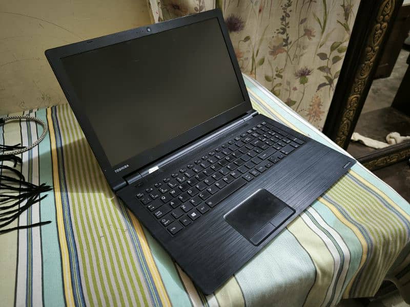 Core i5 5th Gen Toshiba Satellite Pro 1