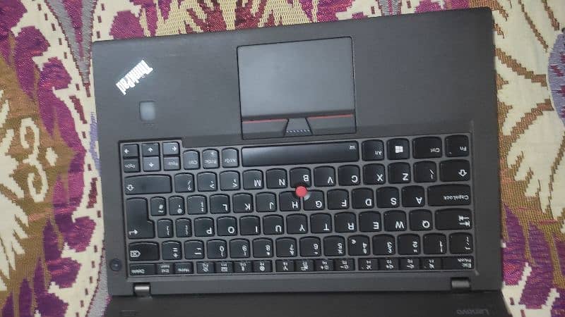 Lenovo Thinkpad X270 2