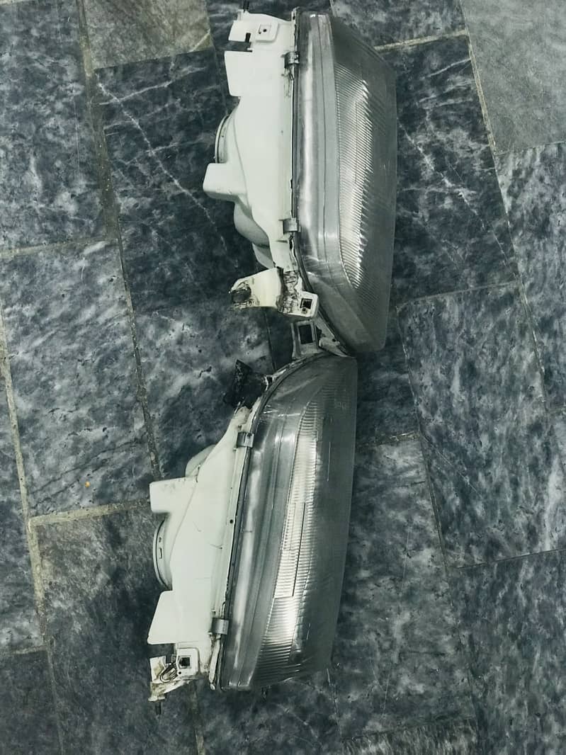 DEPO HEADLIGHTS INDUS COROLLA MADE IN TAIWAN 6