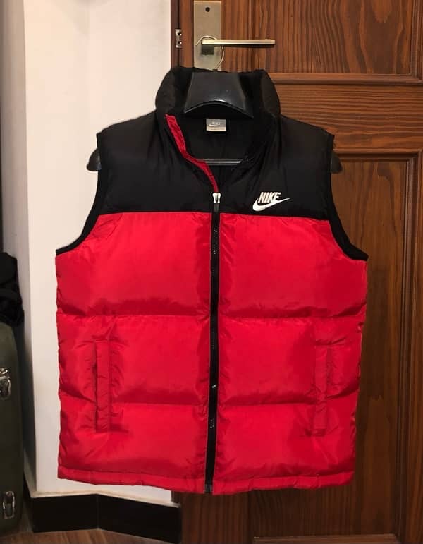 NIKE Puffer Vest Jacket 1