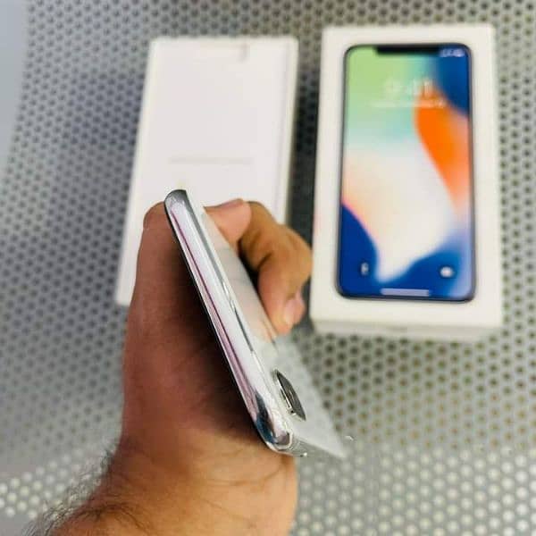 iPhone X 256/gb with box My WhatsApp number 0328/9440376 0