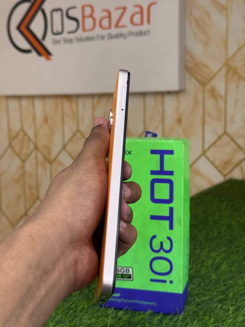 Infinix Hot 30i With Box And Charger 3