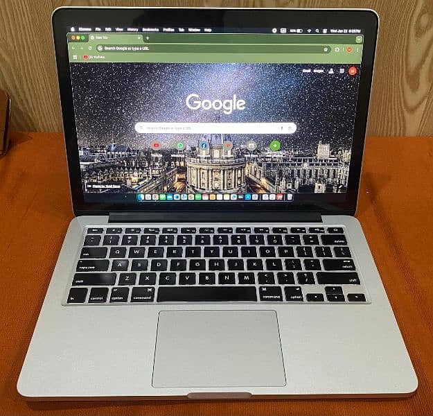 MACBOOK PRO 2015 | CORE I5 | 13 INCHES | 8 GB RAM | 128 GB SSD 3