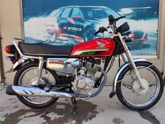 Honda cg 125 self start 23 model . invoice. one hand use