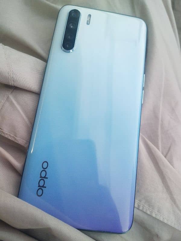 OPPO F15 8+8 / 128gb 2