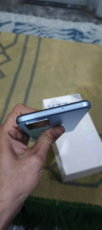 vivo y33s 10/10 condition 7