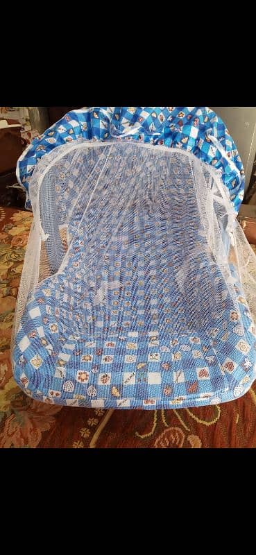 Baby cot almost new 10/10 condition for sale 3