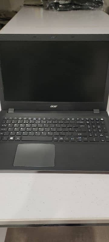 acer laptop in lush condition 10